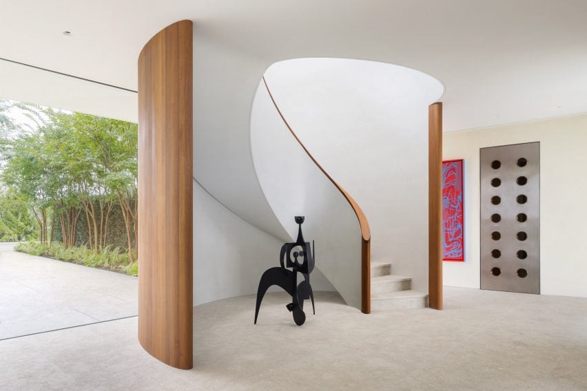 Shell-like sculptural staircase