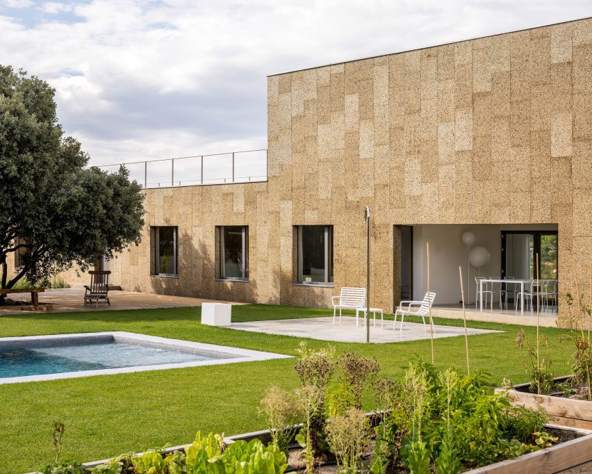 External view of Casa Eñe in Spain