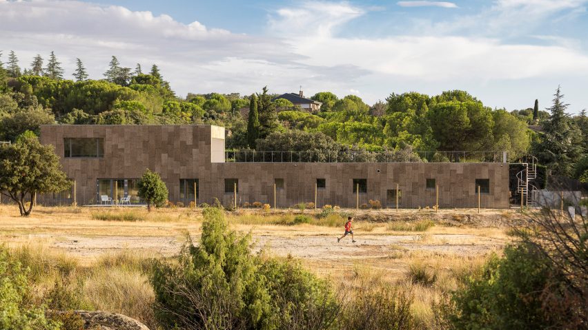 Casa Eñe by Estudio Albar in Spain