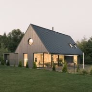 Cake Houses is an "architectural recipe" to create wooden homes in the Czech Republic